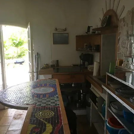 Les Amandiers - 5 Km De La Apartment